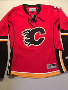 NEW CALGARY FLAMES JERSEY!