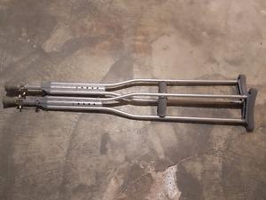 Set of Aluminum crutches