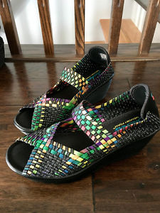 Sketchers sandals