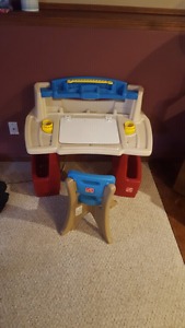 Step 2 kids desk