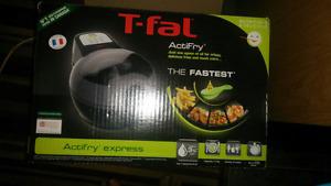 Tfal actifryer express brand new in box