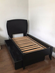 Twin bed with Trundle
