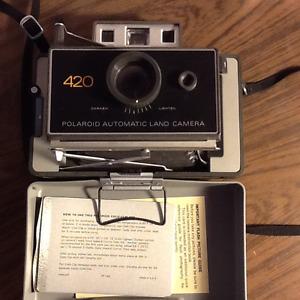 Vintage Polaroid 420 Automatic Instant Film Folding Camera