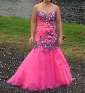 Wanted: Prom Dress