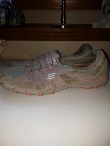Wanted: SKECHERS WOMENS SHOES