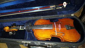 1/8 Eastman violin