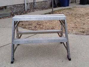 2 foot aluminum bench style step ladder