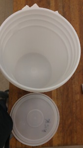 20 liter food grade pails