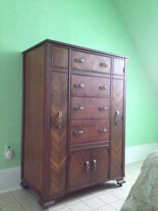 5 Piece antique bedroom set