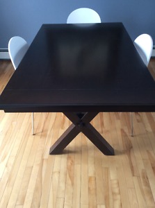 Beautiful gorgeous dining table espresso dark wood color