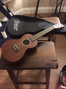 Denver Ukulele paid 75$