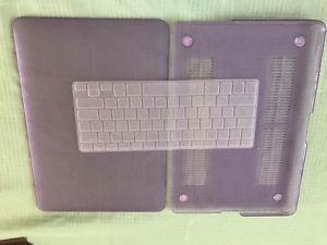 Hard shell for MacBook Pro with keyboard skin