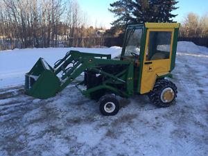 John Deere # 44 Loader JD  Lawn & Garden Tractor