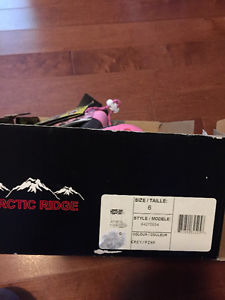 New girls' Arctic Ridge winter boots - size 6