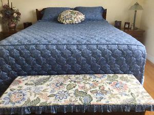 Queen Custom Bedspread, pillow covers and valance