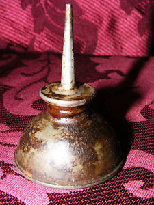Small Vintage Oiler Can