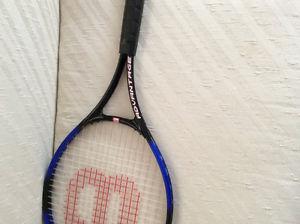 Tennis raquet
