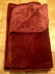 Very large, thick and cozy, dark red blanket 93" x 77"