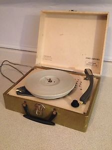 Vintage Eaton's Portable Four Speed Record Player