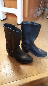 Women's leather boots 6.5