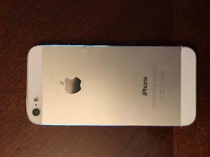 iPhone 5 Excellent Condition