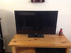 32" RCA TV for sale
