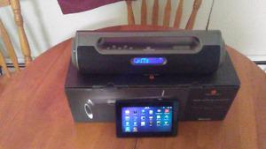 Bluetooth/fm portable speaker with blackberry tablet