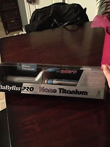 Brand new babyliss curling iron