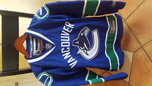 CANUCKS JERSEYS