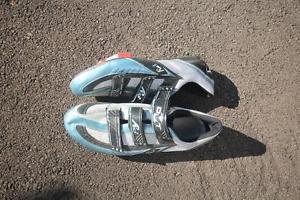 Clip-in cycling shoes with carbon sole, size 12