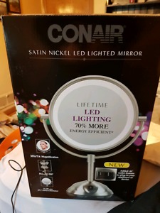 Conair LED makeup mirror