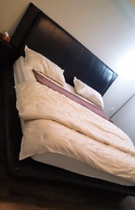 Dimora Black Upholstered Platform king size bed
