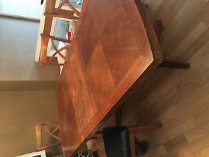 Dining room table and 5 chairs