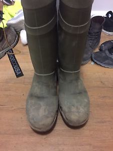 Dunlop work boots