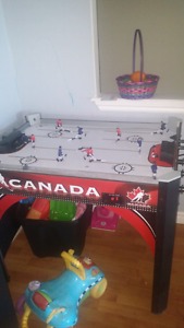 Hockey table