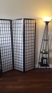 Home accents, lamp and divider for sale !