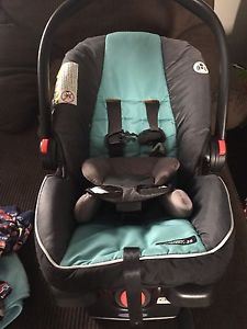 Infant car seat