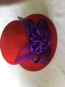 "Red Hat" style felt hat