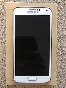Samsung Galaxy S5 Rogers with otterbox