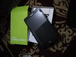 Samsung Tab E 8" wifi/3g like new