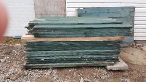 USED FENCE BOARDS