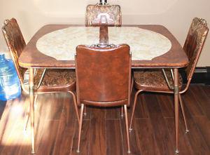 Vintage Kitchen Table, 4 Chairs & Leaf