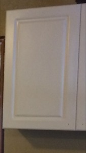 Wanted: White Euro Style Cabinet Doors