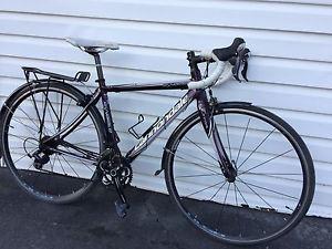 Women  cannondale synapse, size 48, Shimano components