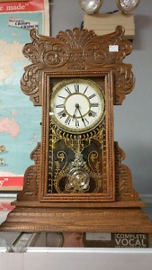 Wooden Decorative Clock (No Key)