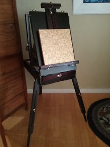 Wooden Painter's Easel