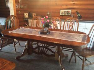 beautiful solid oak dinning room set