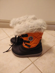 kids winter boots size 