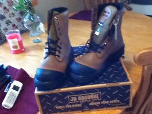 1 BRAND NEW PAIR OF JB GOODHUE WORK BOOTS SIZE PR1CE $100.