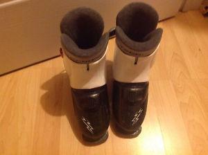 1 pair of boys ski boots.